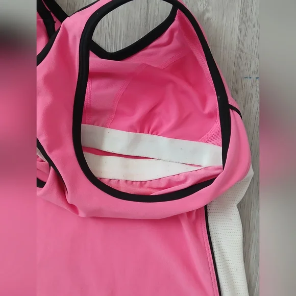 Nike Dri-Fit Performance Athletic Racerback Tank with Built in Sports Bra Small - Picture 5 of 6